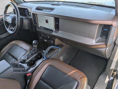 Used 2023 Ford Bronco Outer Banks AWD/4WD image 17