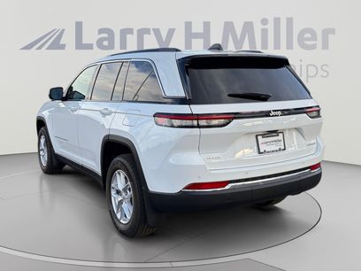 New 2026 Jeep Grand Cherokee Laredo w/ Trailer Tow Package