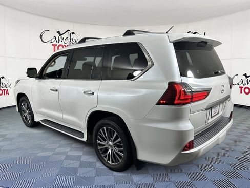 Used 2018 Lexus LX 570 4WD image 5