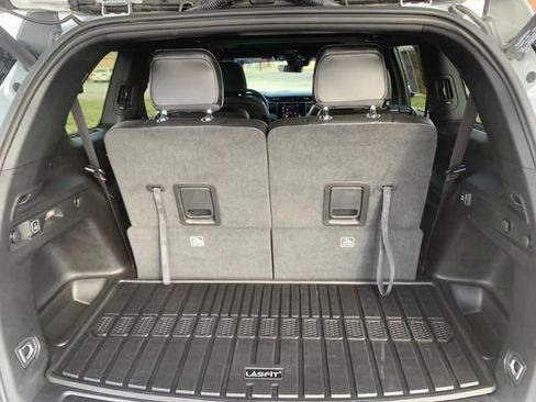 Used 2025 Jeep Grand Cherokee L Altitude AWD/4WD image 30