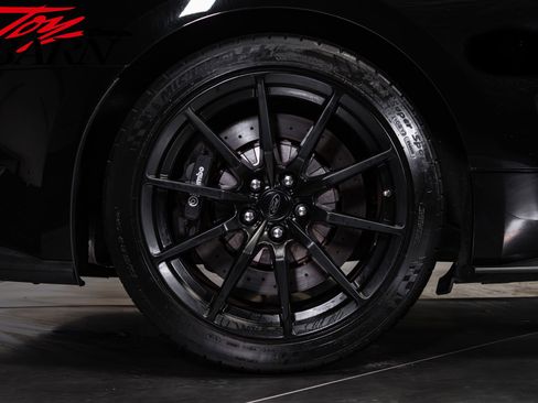 Used 2016 Ford Mustang Shelby GT350 w/ Technology Package RWD image 13