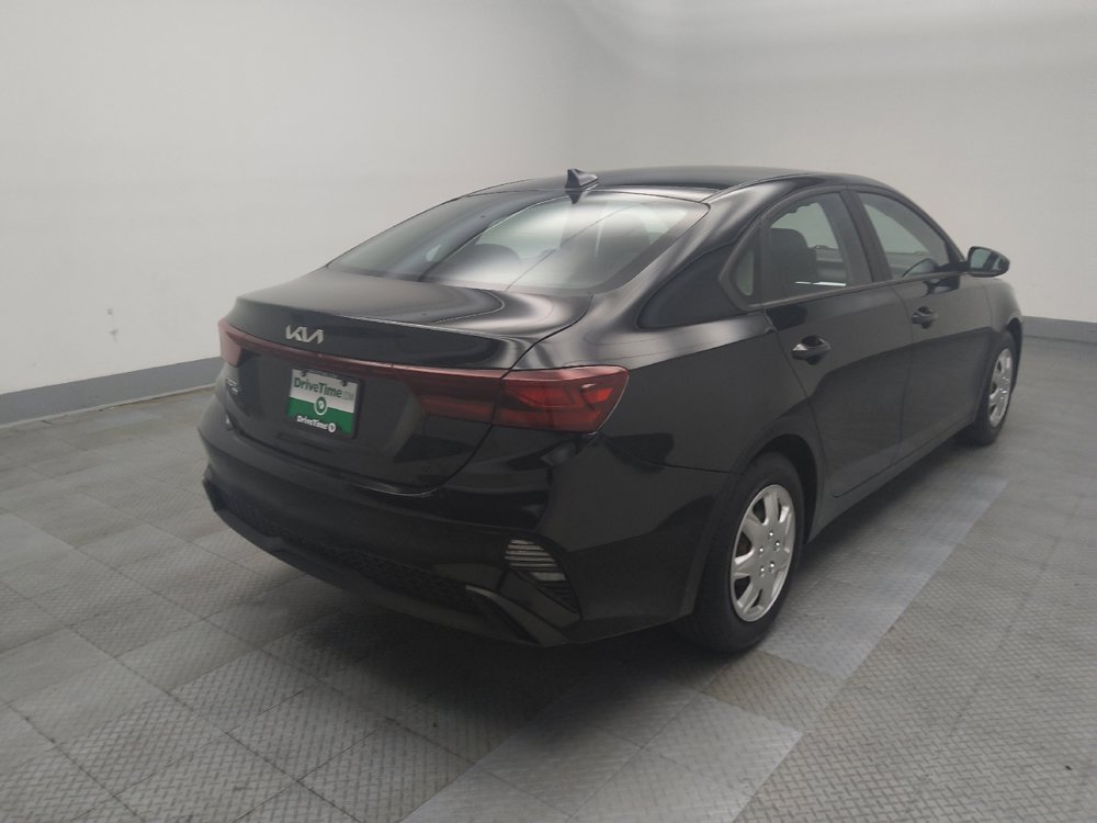 Used 2023 Kia Forte LX FWD image 9