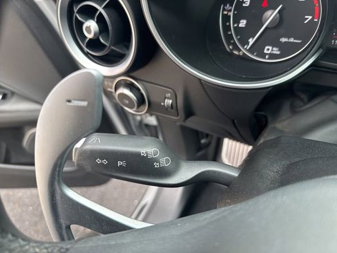 Used 2018 Alfa Romeo Stelvio Ti Sport AWD/4WD image 34