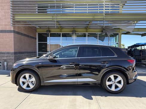 Used 2024 Audi Q4 e-tron Premium image 7