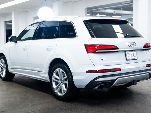 Used 2025 Audi Q7 3.0T Premium Plus w/ Premium Plus Package image 4