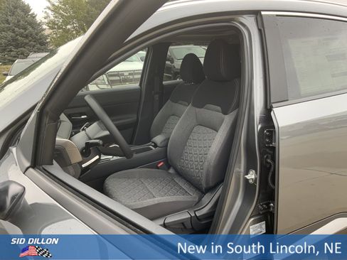 New 2026 Nissan Kicks SV w/ SV Premium Package image 9