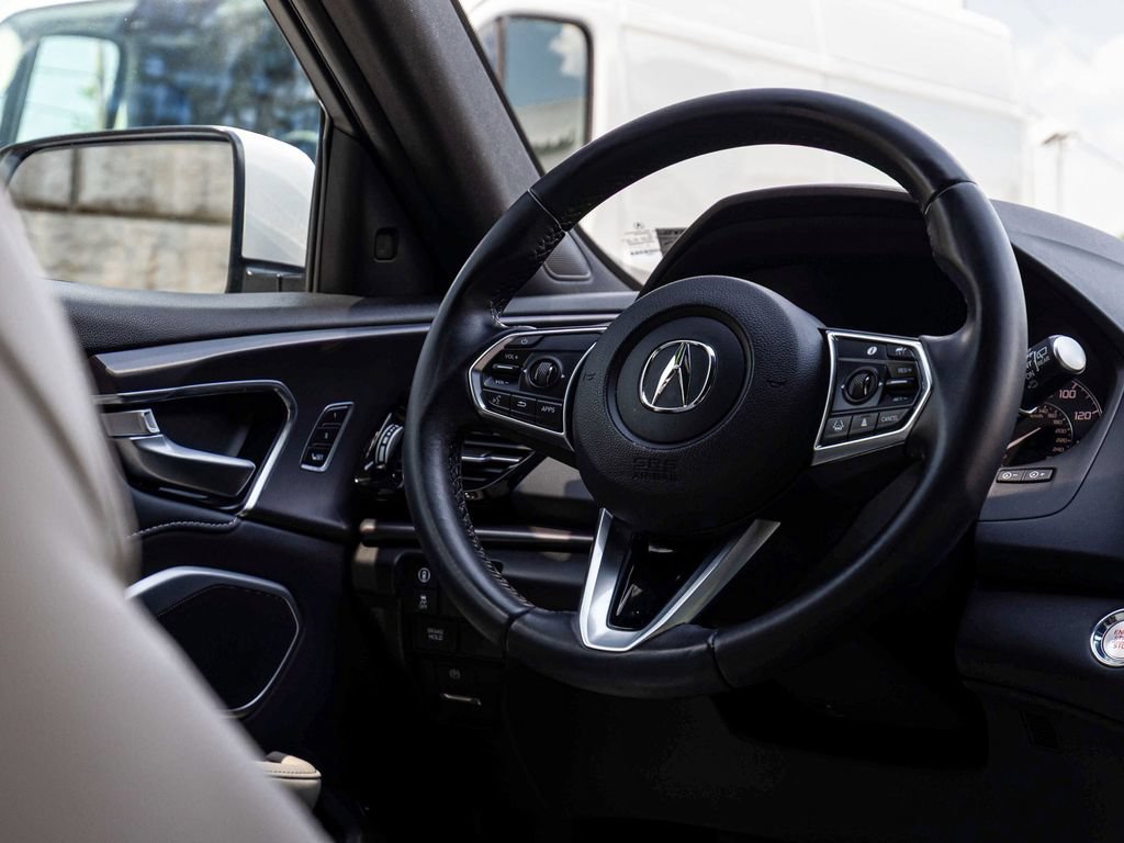 Used 2025 Acura RDX SH-AWD image 20