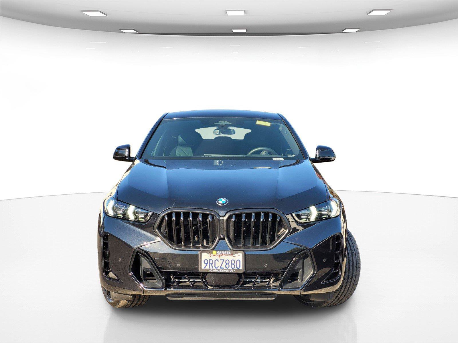 Used 2025 BMW X6 xDrive40i w/ Premium Package AWD/4WD image 4