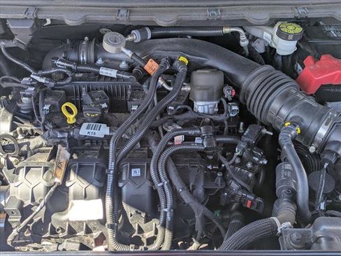 Used 2021 Ford Edge SE image 20