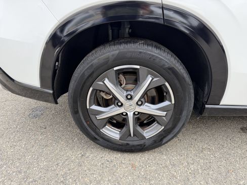 Used 2023 Honda HR-V EX-L image 9