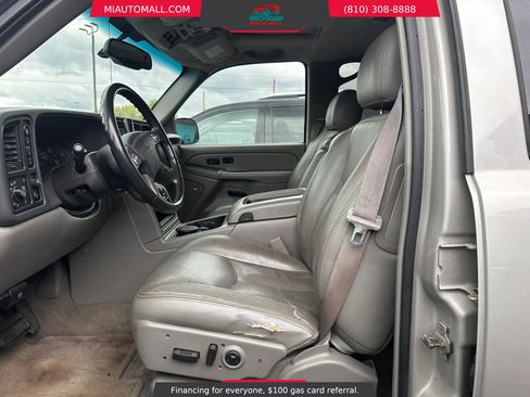 Used 2005 Chevrolet Tahoe Z71 w/ Preferred Equipment Group AWD/4WD image 10