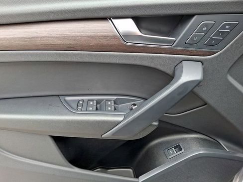 Certified 2023 Audi Q5 2.0T Premium w/ Convenience Package image 12