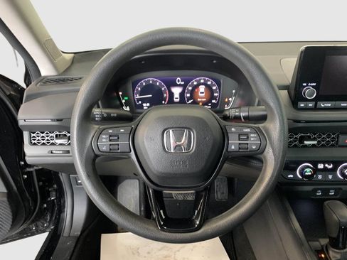 Certified 2023 Honda Accord EX image 12