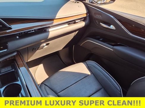 Used 2021 Cadillac Escalade Premium Luxury w/ Performance Package image 11