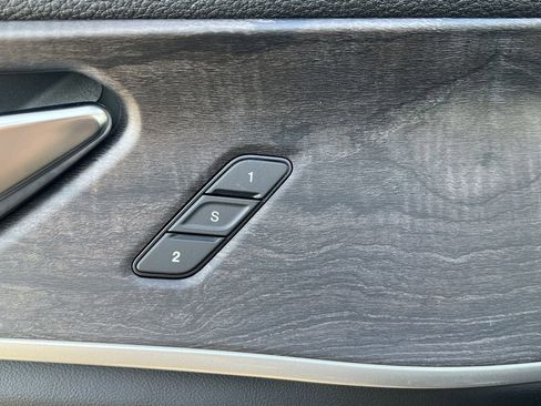 New 2025 Jeep Grand Cherokee Limited w/ Luxury Tech Group II image 22