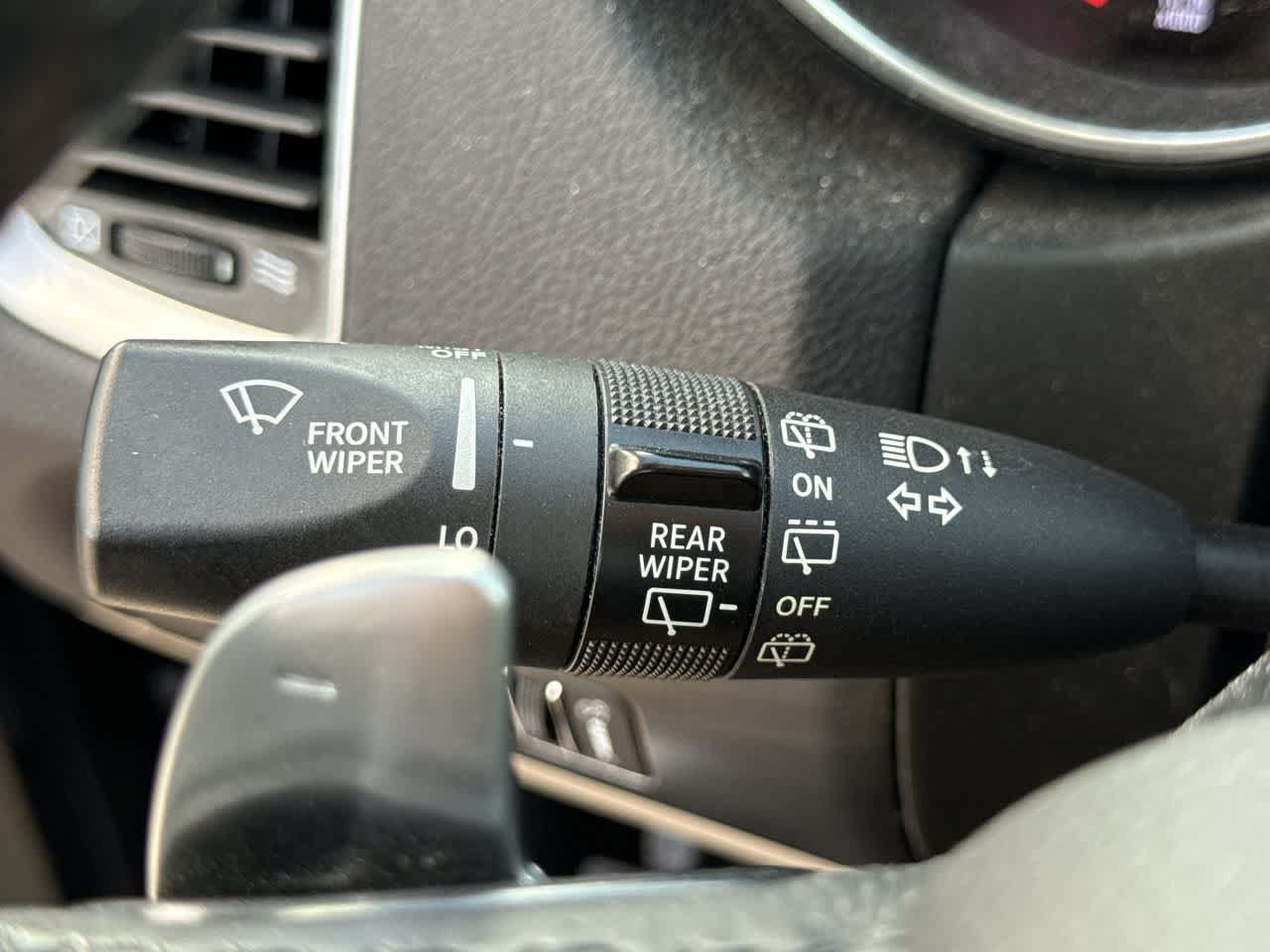 Used 2020 Dodge Durango Citadel w/ Technology Group RWD image 23