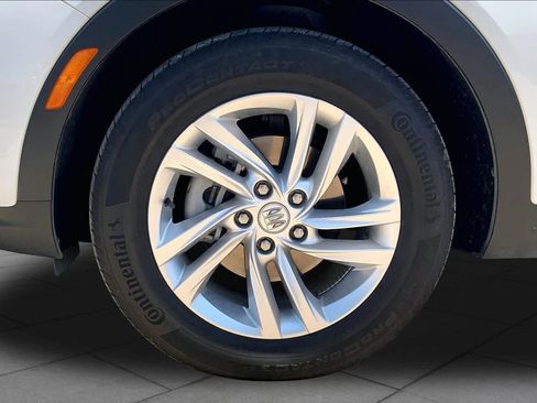 Used 2025 Buick Envista Preferred w/ Convenience I Package FWD image 10