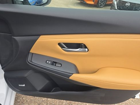 New 2025 Nissan Sentra SV w/ SV Premium Package image 28