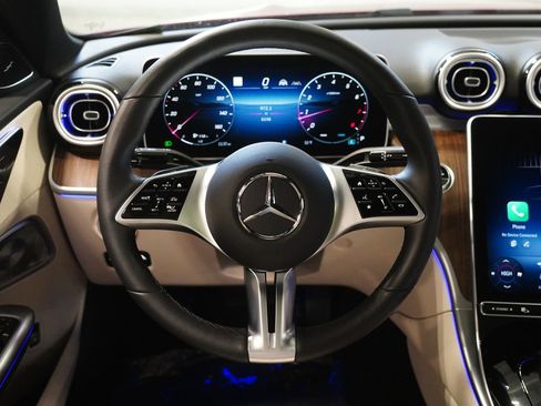 Used 2025 Mercedes-Benz C 300 4MATIC Sedan image 16
