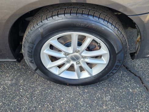 Used 2015 Dodge Grand Caravan SXT image 9