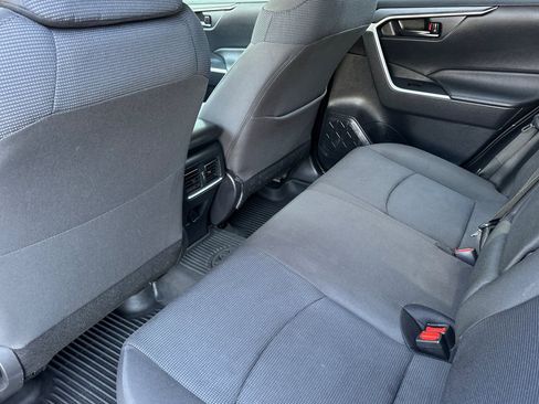 Used 2023 Toyota RAV4 LE image 9