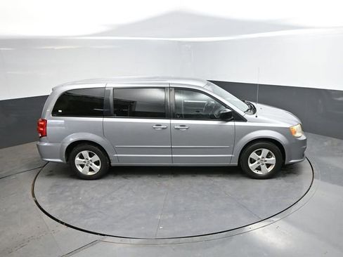 Used 2013 Dodge Grand Caravan SE FWD image 35