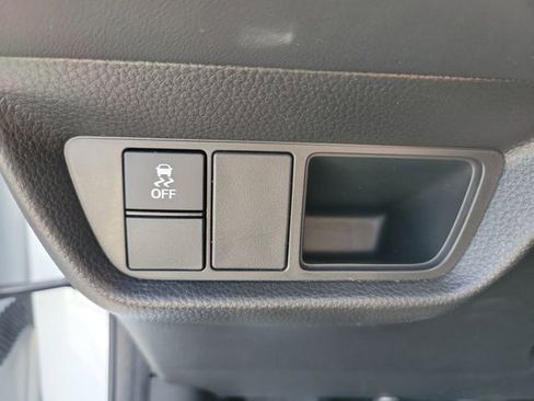 Used 2023 Honda HR-V LX image 19