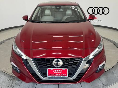 Used 2021 Nissan Altima 2.5 Platinum AWD/4WD image 2