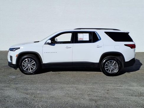 Certified 2022 Chevrolet Traverse LT w/ LPO, Floor Liner Package image 2