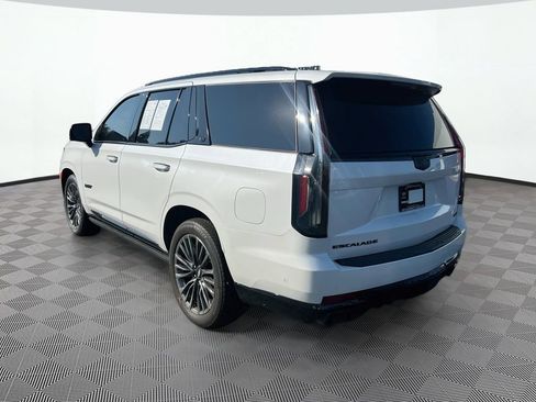 Used 2024 Cadillac Escalade V AWD/4WD image 8