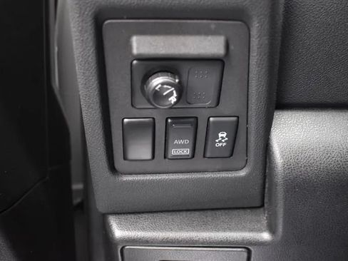 Used 2015 Nissan Rogue S w/ Convenience Package AWD/4WD image 22