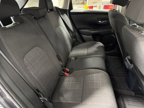 Used 2023 Honda HR-V LX image 10