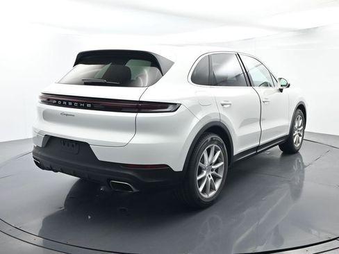 Certified 2024 Porsche Cayenne image 14