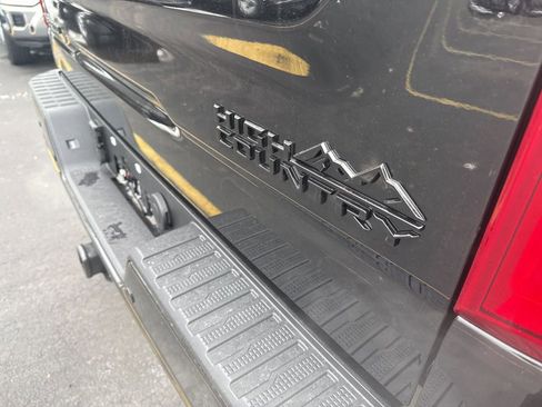 New 2026 Chevrolet Silverado 1500 High Country w/ Midnight Edition image 10