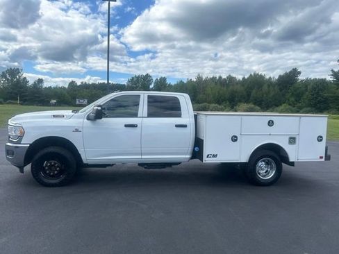 Used 2024 RAM 3500 Tradesman w/ Chrome Appearance Group AWD/4WD image 2