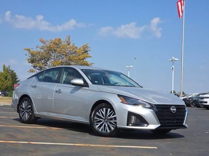 New 2025 Nissan Altima 2.5 SV w/ SV Premium Package