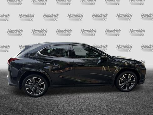 Certified 2026 Lexus UX 300h FWD image 10