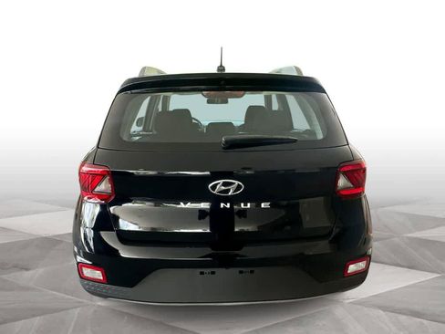 Used 2023 Hyundai Venue SEL FWD image 7