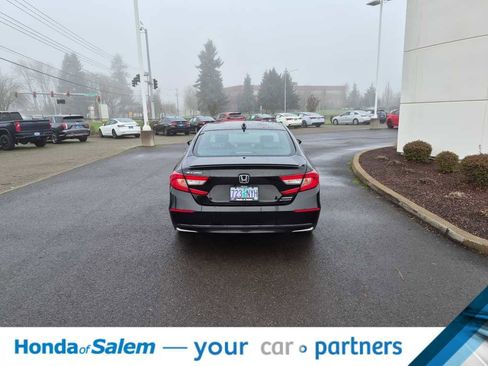 Used 2022 Honda Accord Sport image 3