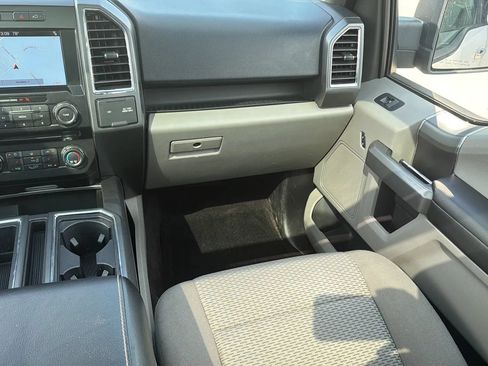Used 2017 Ford F150 XLT w/ Equipment Group 302A Luxury AWD/4WD image 53