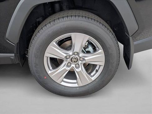 Certified 2025 Toyota RAV4 XLE w/ Convenience Package FWD image 9