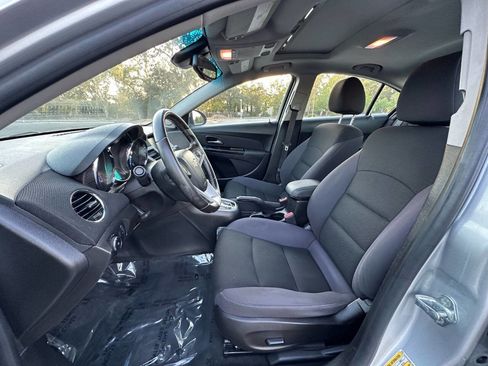 Used 2014 Chevrolet Cruze LT w/ All-Star Edition image 10