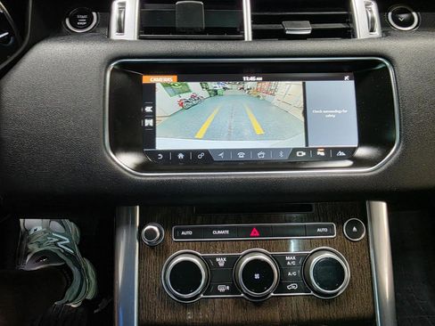 Used 2017 Land Rover Range Rover Sport SE AWD/4WD image 34