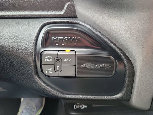 Used 2024 RAM 2500 Big Horn image 27