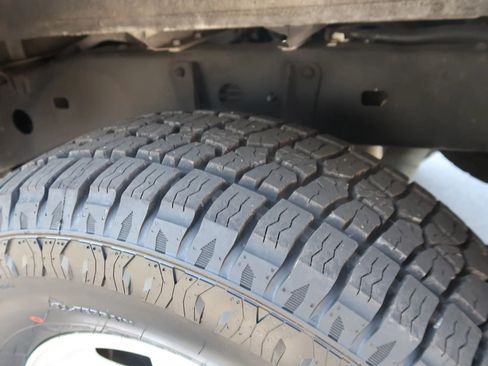 Used 2005 Toyota Tundra Limited RWD image 11