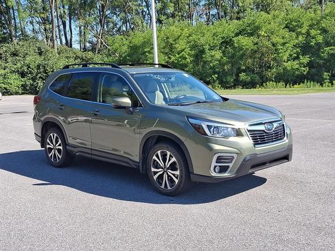 Used 2019 Subaru Forester Limited AWD/4WD image 3