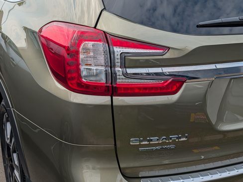 Used 2025 Subaru Ascent Touring w/ Popular Package #2 AWD/4WD image 17