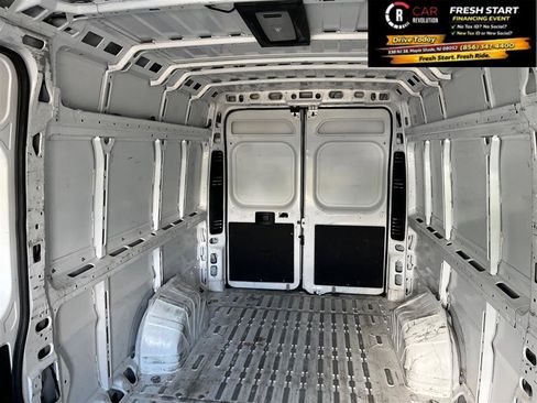 Used 2025 RAM ProMaster 3500 w/ Convenience Group image 13