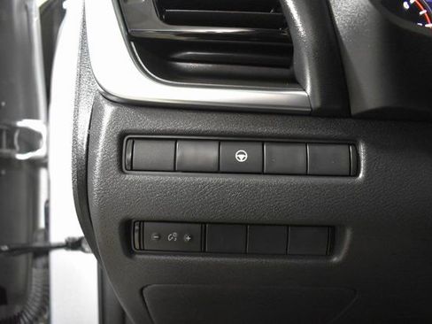 Certified 2023 Nissan Rogue SV image 14