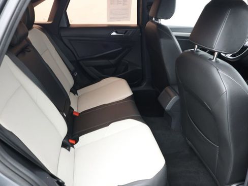 Used 2020 Volkswagen Jetta R-Line image 20